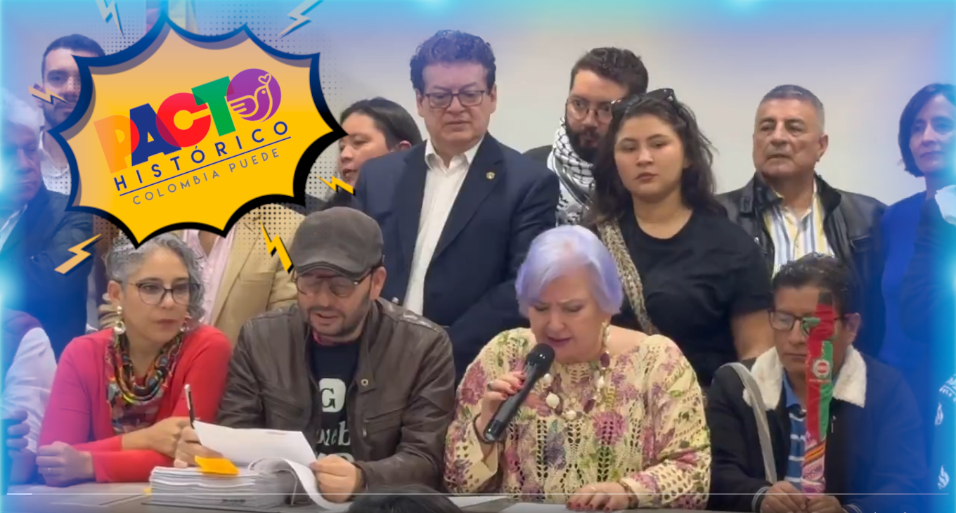 Distintas agrupaciones políticas alternativas reunidas para la formación del nuevo partido político.